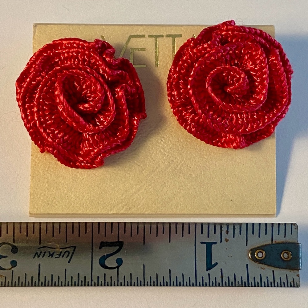 VETTA Woven Red Flower Earrings, NWT, Statement Earrings